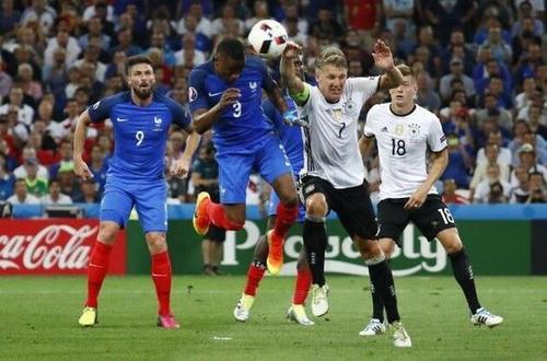 法国欧洲杯罚球图片（法国欧洲杯进球集锦）