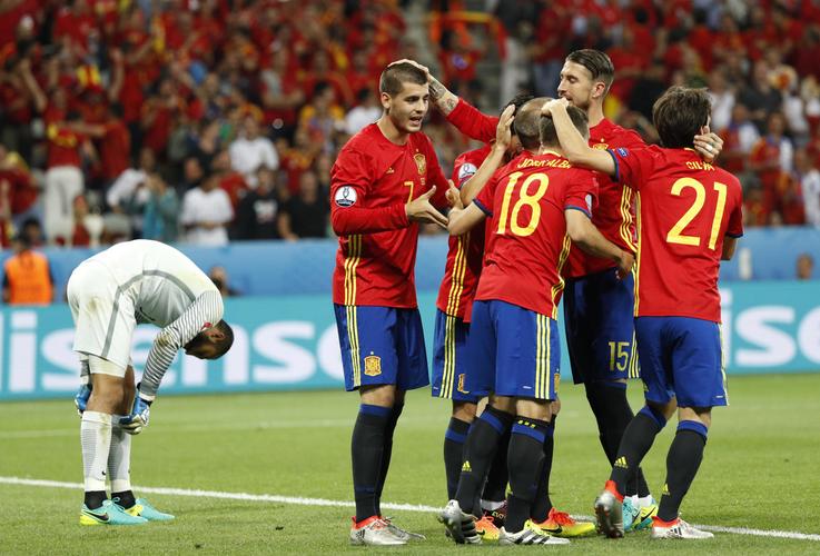 欧洲杯西班牙被爆冷（欧洲杯西班牙出线没）