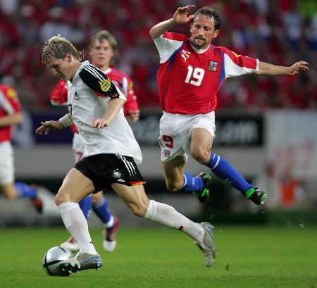 2004欧洲杯捷克实力（2004欧洲杯德国捷克首发）