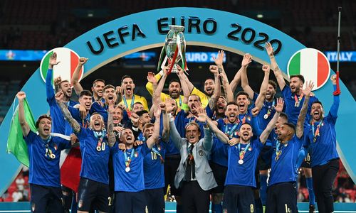 意大利欧洲杯夺冠年数（意大利欧洲杯夺冠年份）