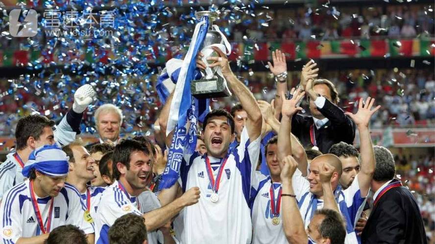 欧洲杯希腊夺冠颁奖（希腊夺得欧洲杯）